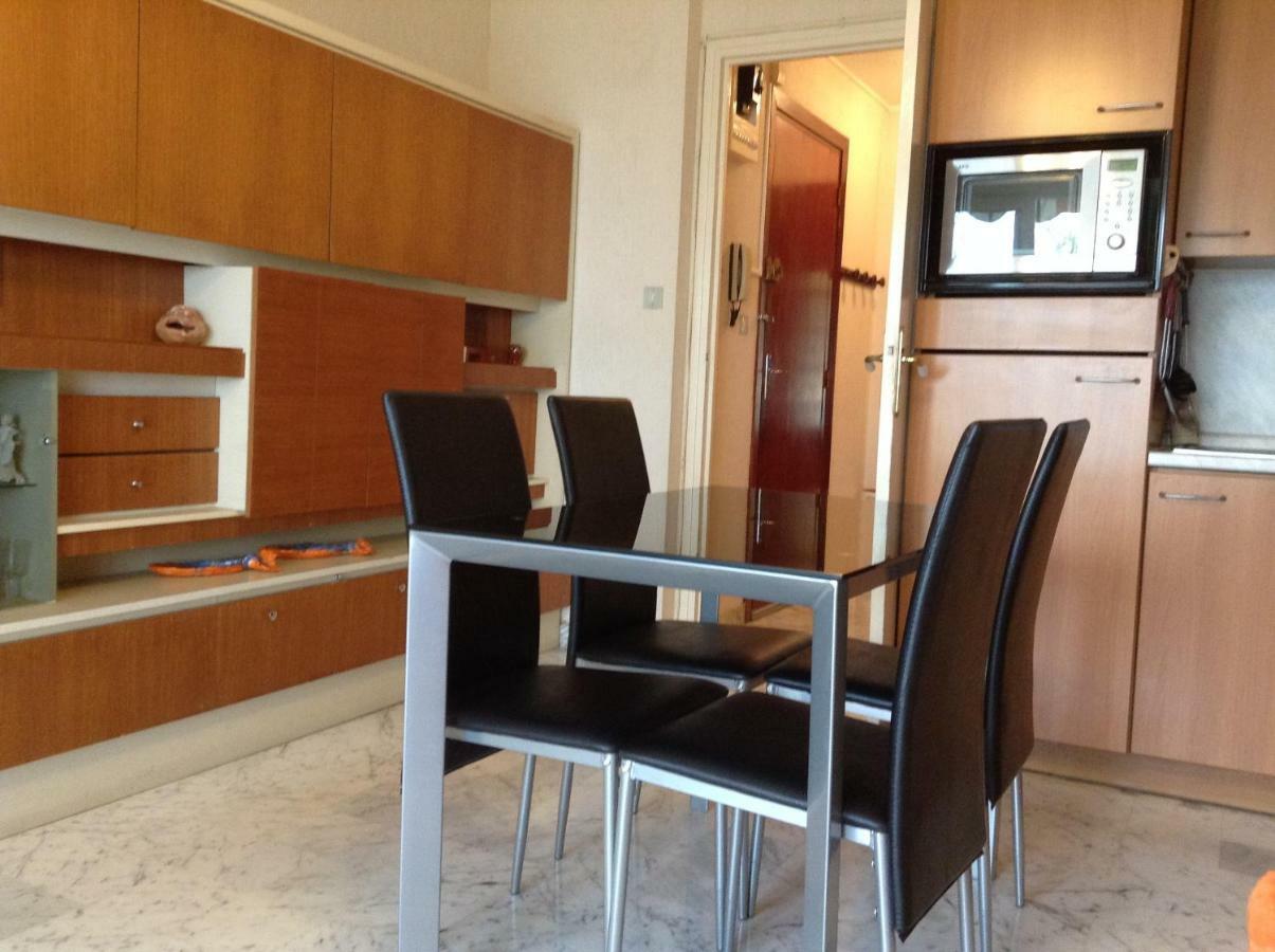 Апартаменты Le Vina Del Mar Bloc B Ментона Экстерьер фото