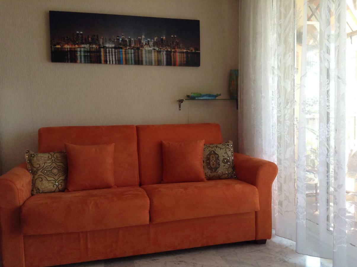 Апартаменты Le Vina Del Mar Bloc B Ментона Экстерьер фото